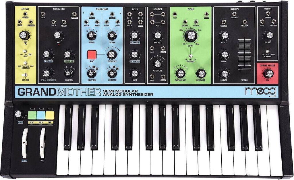 MOOG Grandmother Synthesizer