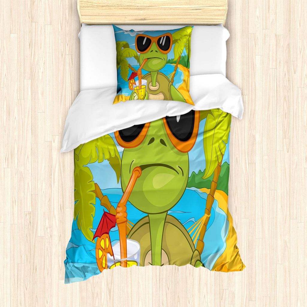 ABAKUHAUS Schildkröte Bettbezug Set, Kühle Meeresschildkröte mit Sonnenbrille-trinkendem Cocktail am Strand-Cartoon, 135 x 200 cm + 80 x 80 cm, ...