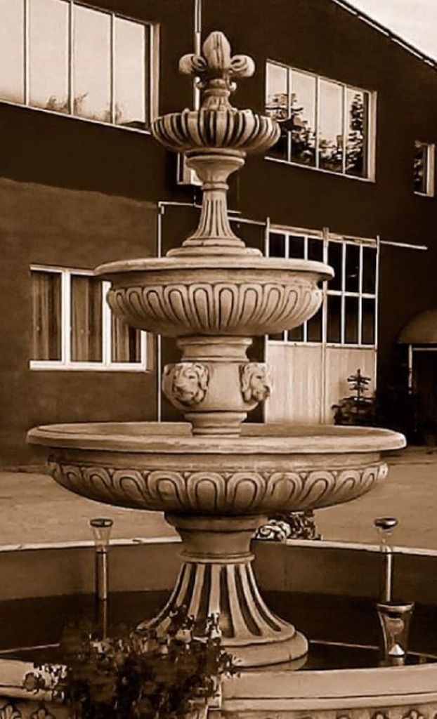 Casa Padrino Barock Springbrunnen Grau Ø 150 x H. 280 cm - Prunkvoller Gartenbrunnen im Barockstil - Runder Gartendeko Stein Brunnen - Barock Gart...
