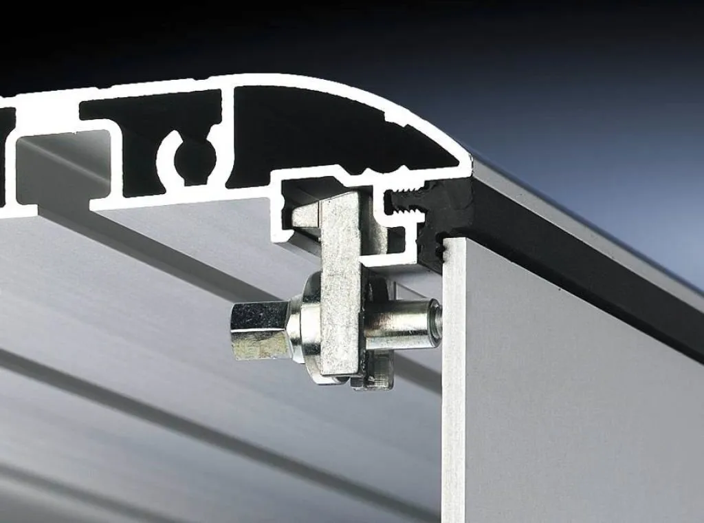 Kit de fixation Rittal Optipanel M5 pour éliminer le jeu