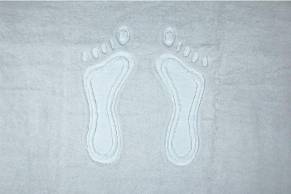 Badezimmerteppich - Fußmatte - Weiß - 50x35cm - Handtuch Produktbild 