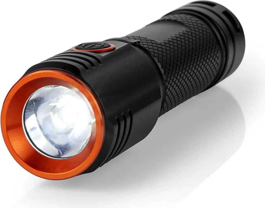 Torcia LED Militare Tattica 2000lm Ricaricabile per Outdoor e Trekking