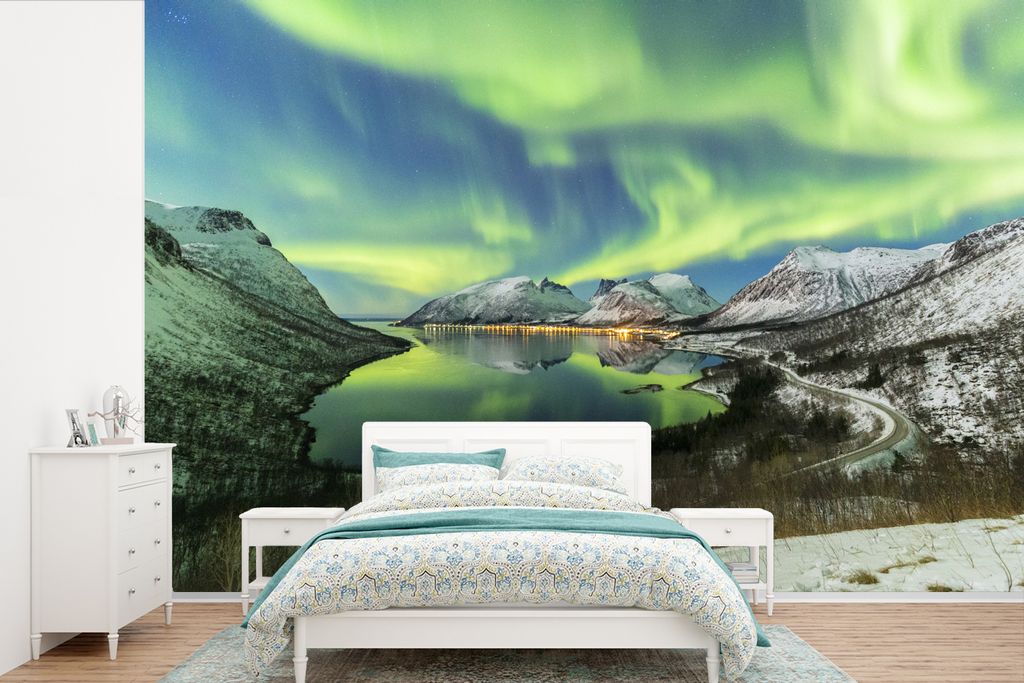 MuchoWow Fototapete für Wohnzimmer oder Schlafzimmer Wandtapete Vinyl Motivtapete Nordlichter - Fjord - Norwegen - 600x400 cm - Vinyltapeten