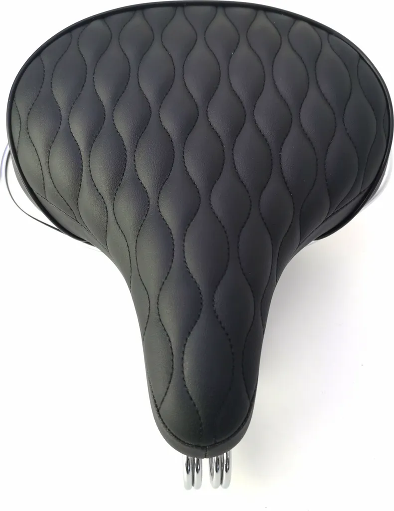 Selle de cruiser matelassée noire : finies les douleurs fessières !