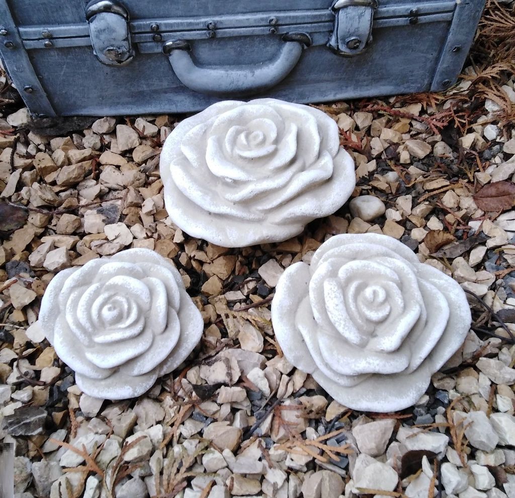 Stein Rose Rosen Set 3 er Rosenblüte Steinguss Produktbild 