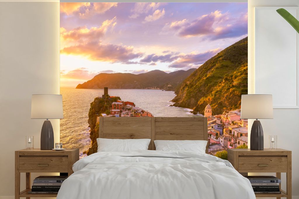 MuchoWow Fototapete für Wohnzimmer oder Schlafzimmer Wandtapete Vinyl Motivtapete Sonnenuntergang in Cinque Terre - 300x300 cm - Wanddekoration