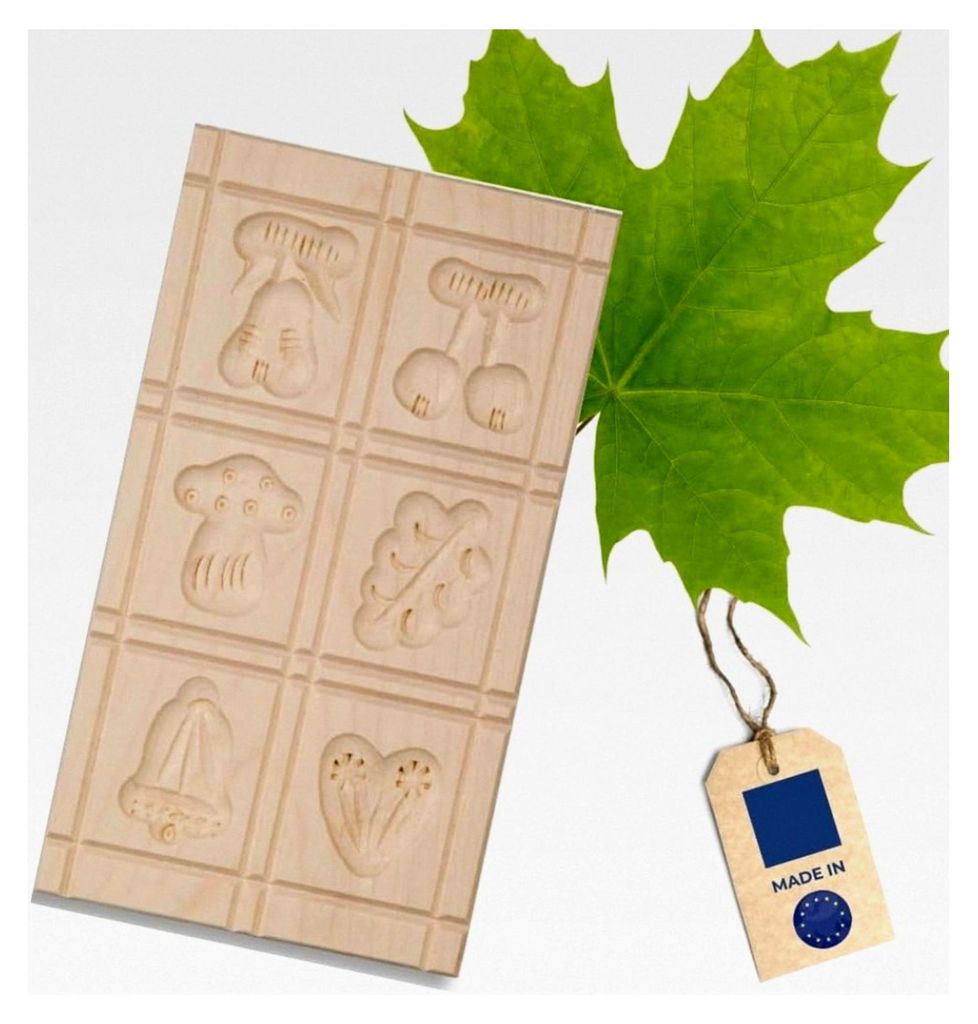 HOFMEISTER Ausstechform für Plätzchen, Germany, Backform mit 6 Motiven: Birne, Kirsche, Pilz, Blatt, Glocke, Herz, Keks-Stempel für das Plätz...