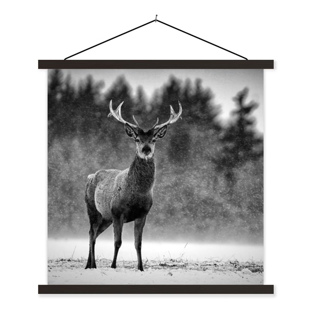 MuchoWow Textilposter Tiere - Hirsche - Winter - Schwarz - Weiß 40x40 cm mit schwarzem Rahmen - Fotos