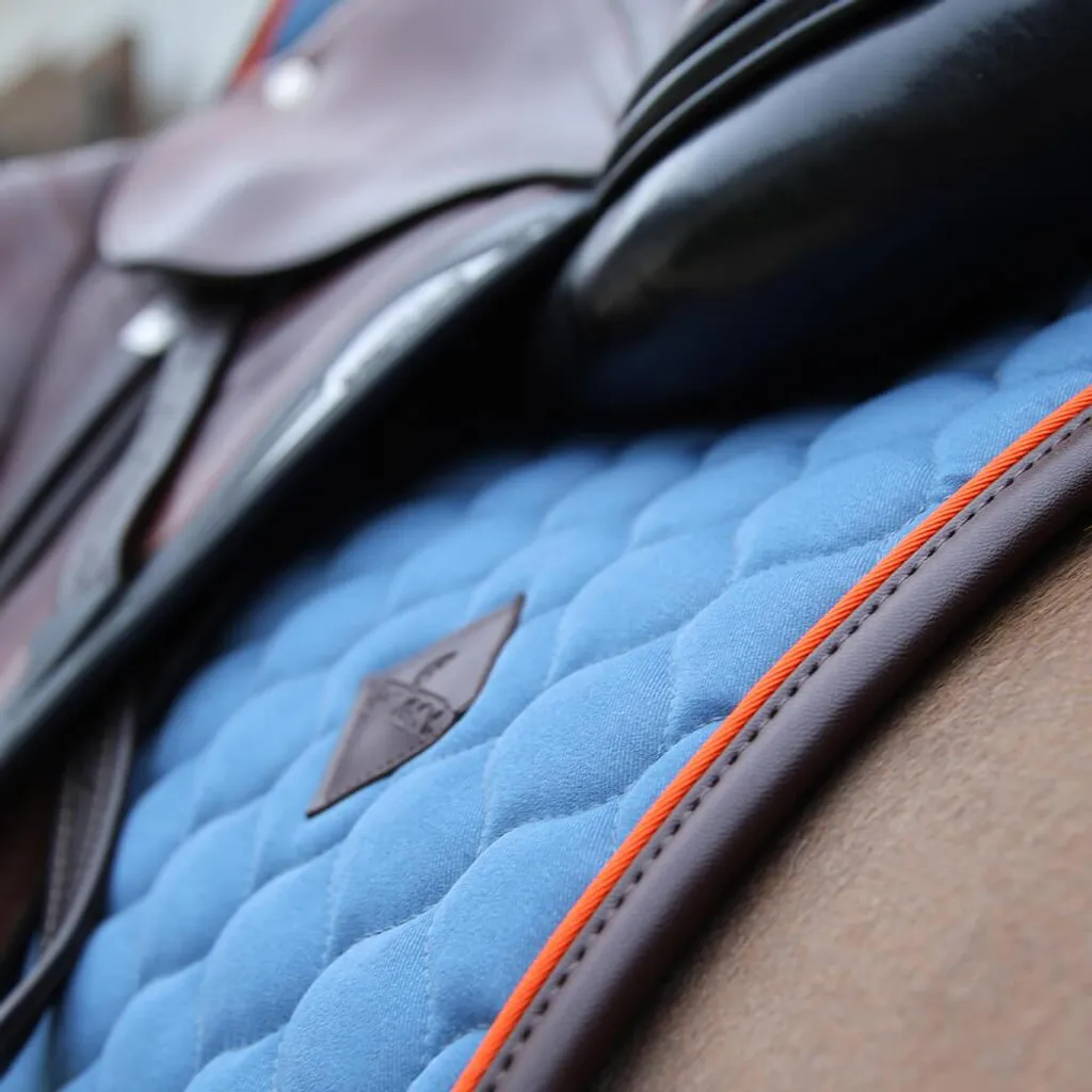 Kentucky Horsewear Onion Quilt: Sottosella in Pelle Neon per Equitazione