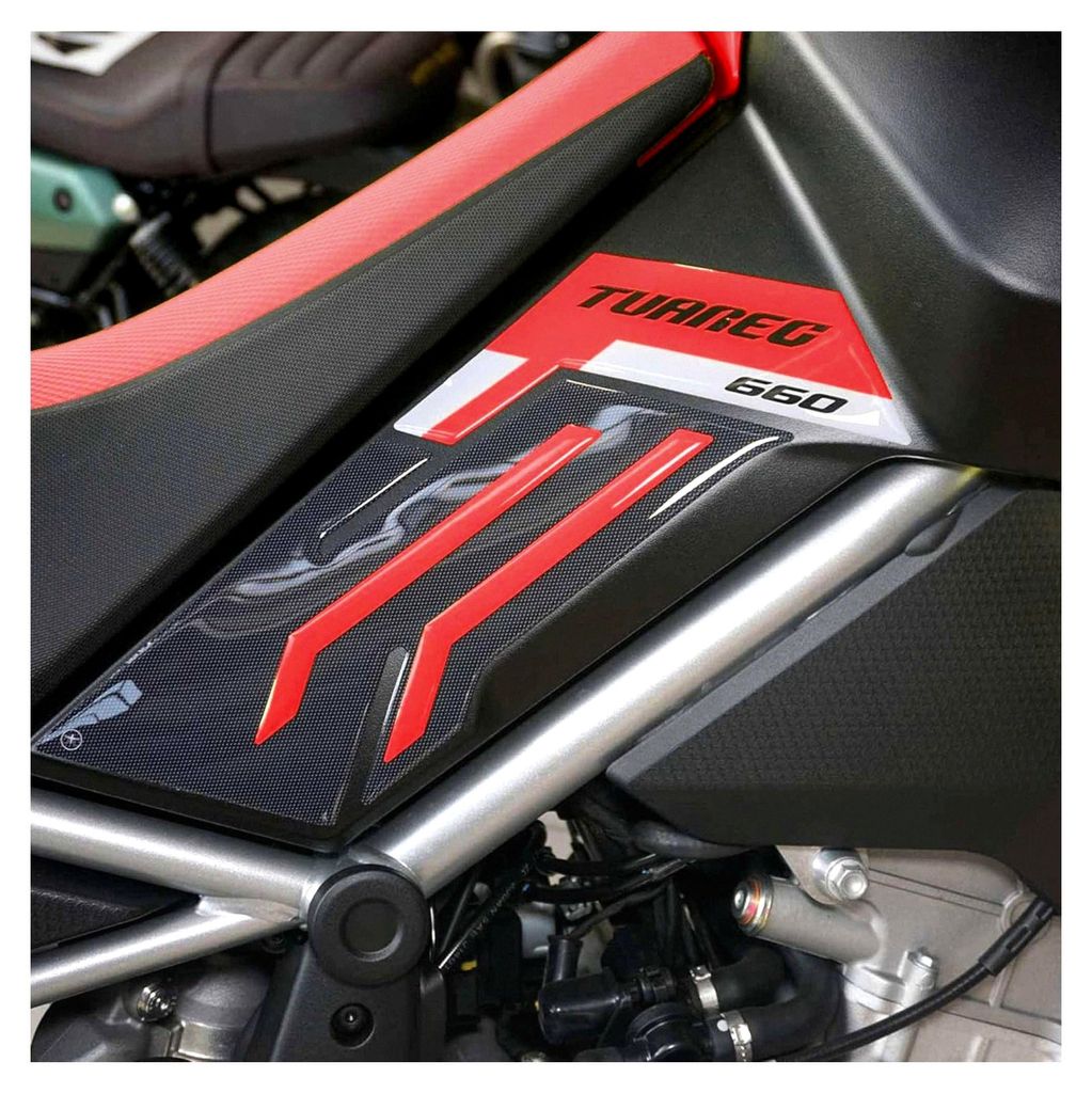 3D Aufkleber aus Gelharz für seitlichen Tankschutz passend für Aprilia Tuareg 660 2022-2025 Farbe: Rot