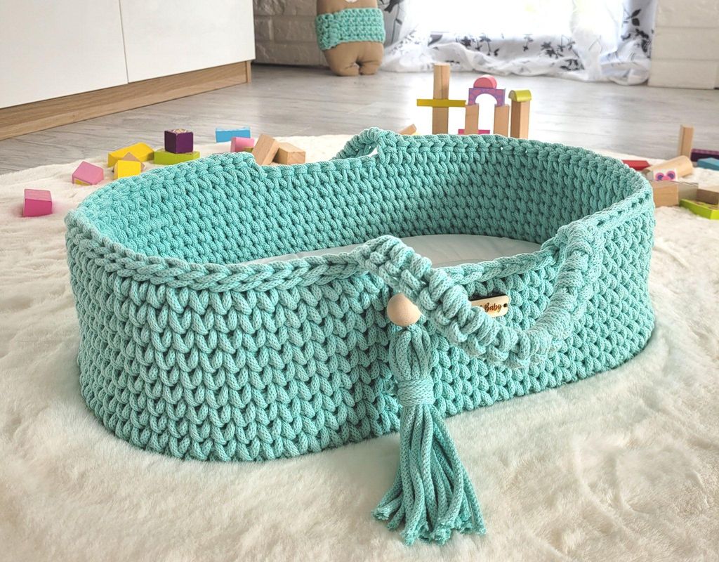 BOHO Babykorb aus Baumwolle - Puppentrage - Minze