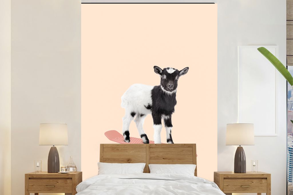 MuchoWow Fototapete für Wohnzimmer oder Schlafzimmer Wandtapete Vinyl Motivtapete Ziege - Schwarz - Skateboard - Weiß - Tiere - 180x280 cm - Wa...