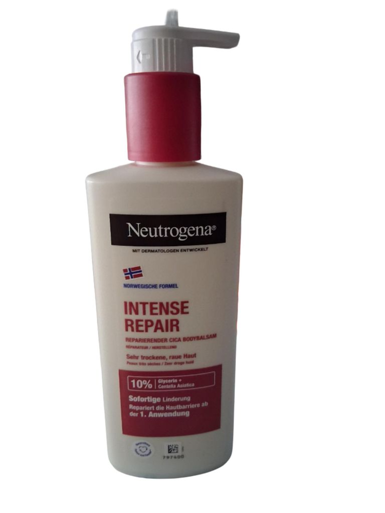 Neutrogena Intense Repair Cica Bodybalsam 250 ml
