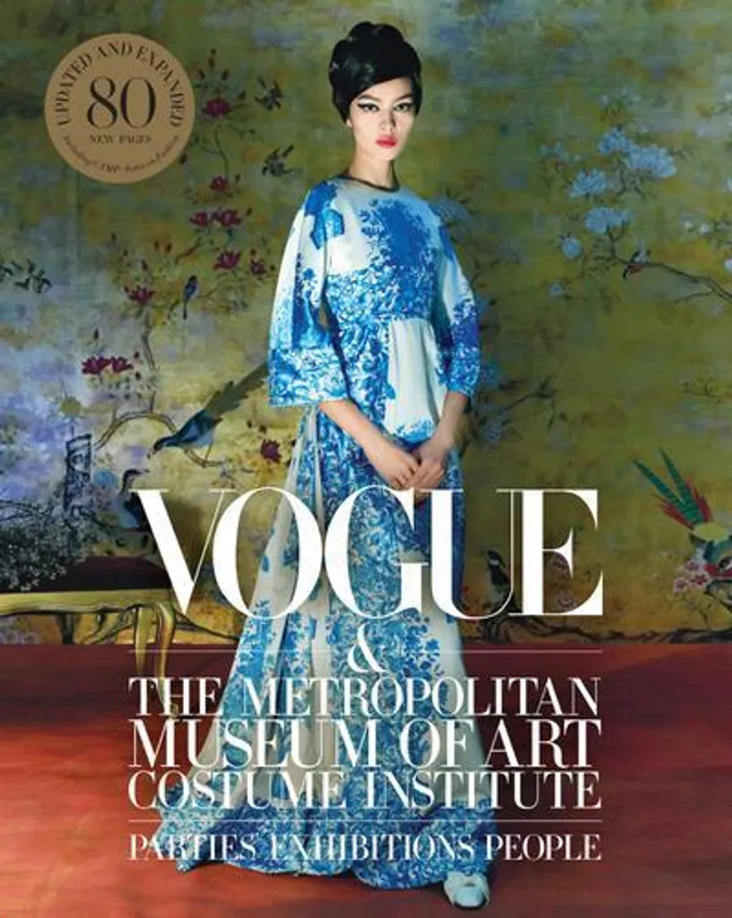 Livre Vogue Metropolitan Museum of Art pour Passionnés de Haute Couture