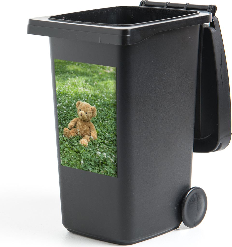 MuchoWow Mülltonnenaufkleber Teddybär im Park 40x60 cm - Mültonnen-sticker - Sticker - Aufkleber für die Mülltonne