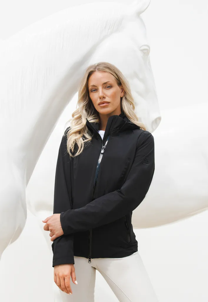 Veste Femme Pikeur Vienna Black : Confort et Coupe Cintrée Taille 38
