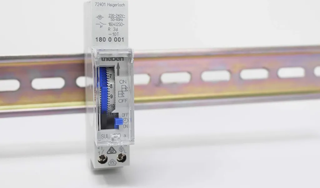 Programmateur Journalier SUL181a - Interrupteur Horaire Rail DIN 24h - 9