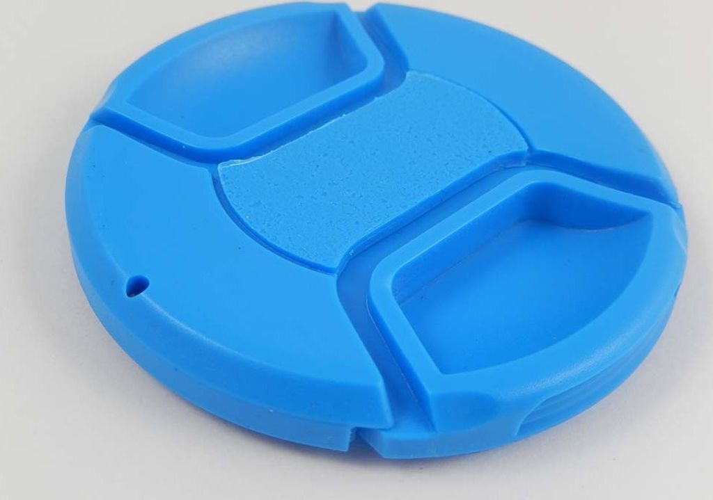 vhbw Universal Objektivdeckel 67 mm für Kamera - Kunststoff Blau, mit Innengriff