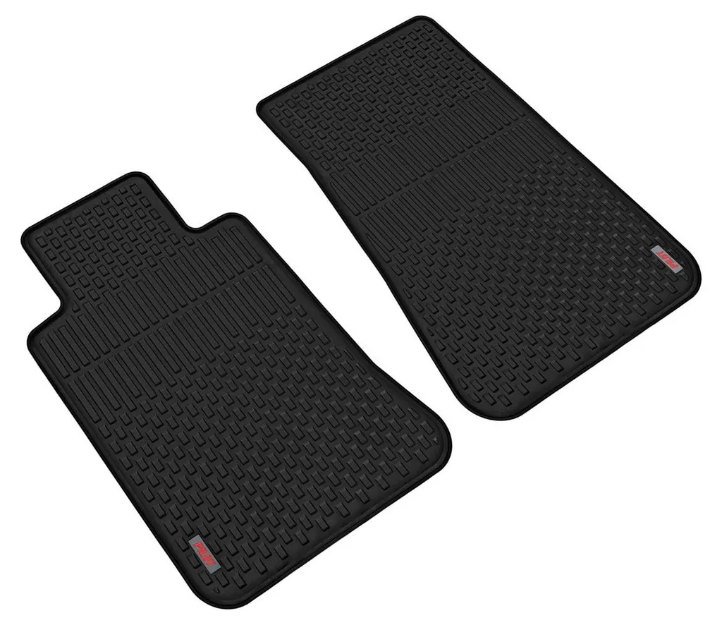 Tapis voiture caoutchouc Pilot Multi-Fit idéal pour protéger le sol