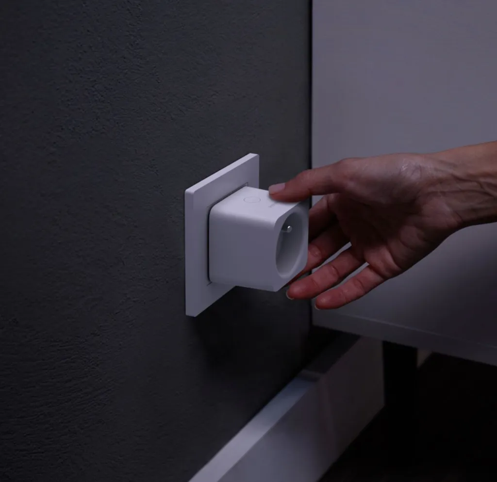 Philips Hue Smart Plug 929003050901 Prise Connectée Zigbee et Bluetooth