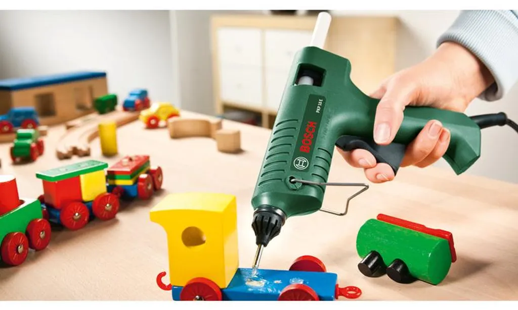 Pistolet à Colle Thermique Bosch PKP 18 E pour Bricolage et Réparation