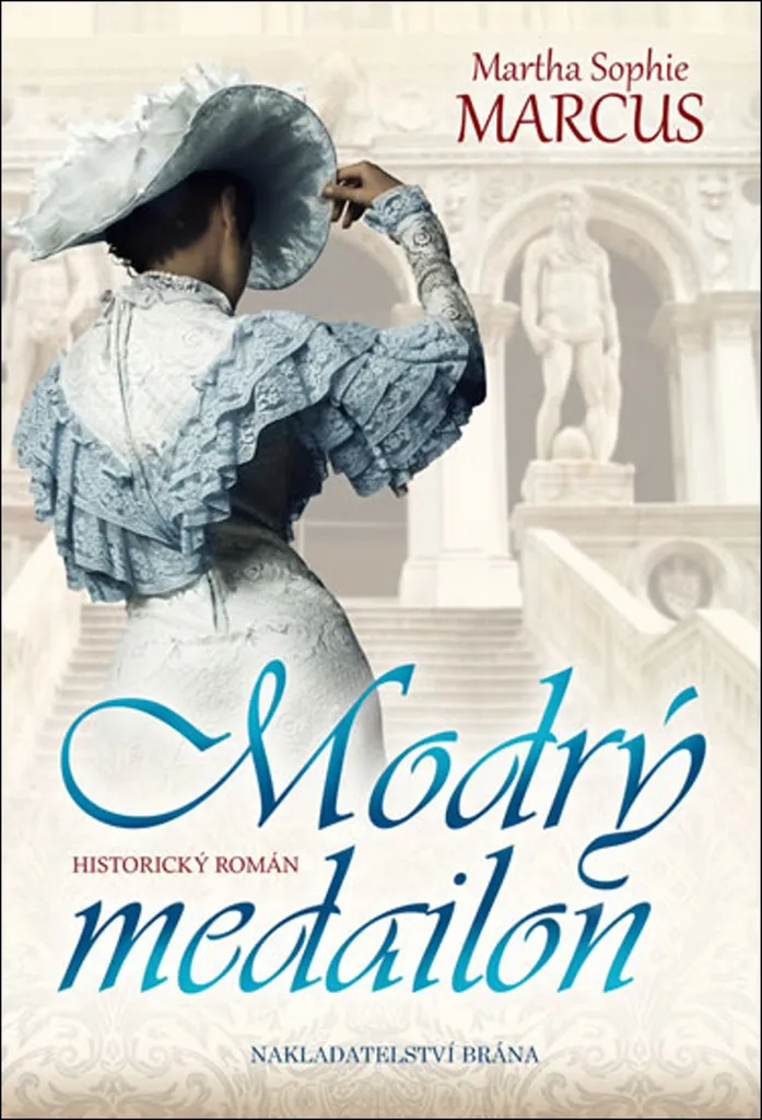 Médaillon Bleu Martha Sophie Marcus : Bijou Artisanal en Argent Massif