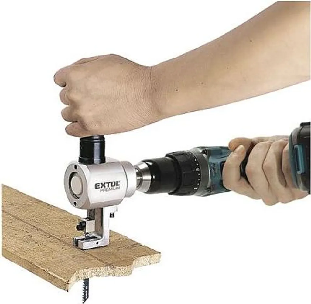Accessoire pour découper la tôle avec une perceuse travaux métal bois