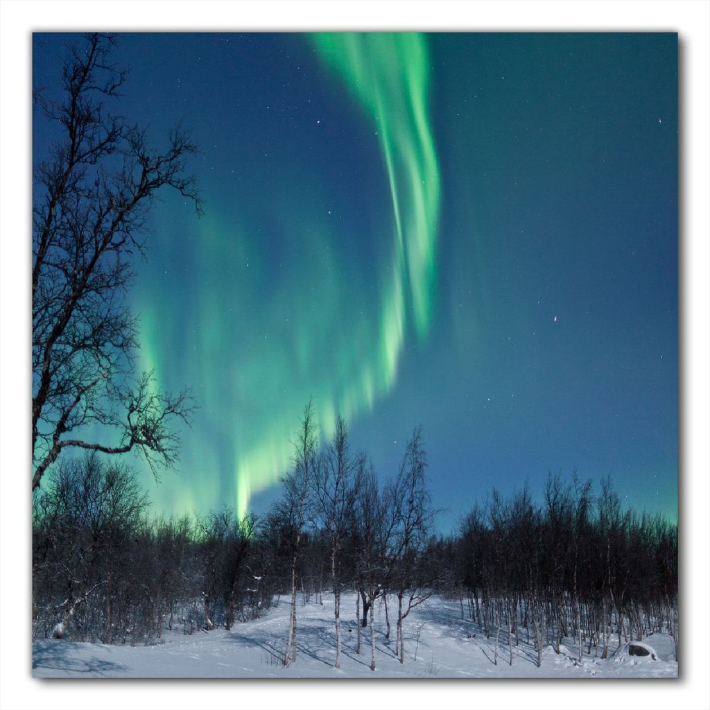 Wallario selbstklebende Möbelfolie/ Tischdecke für Innen und Außen, Größe: 90 x 90 cm - Polarlicht in Schweden