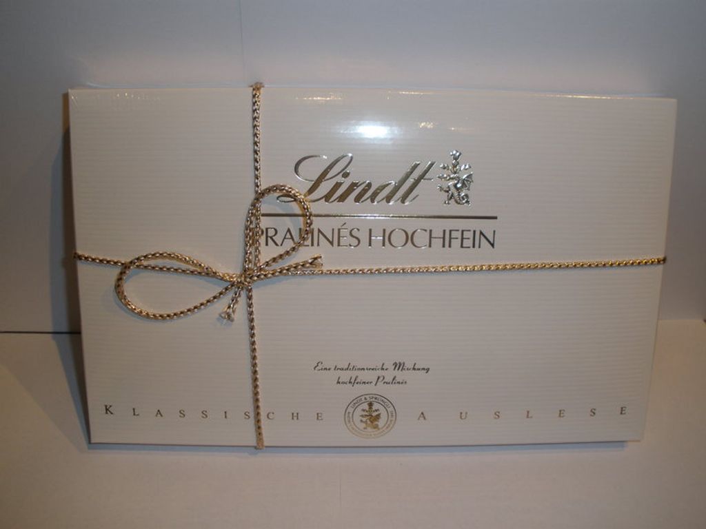 Lindt Pralines Hochfein / Pralinenmischung 350 gr.