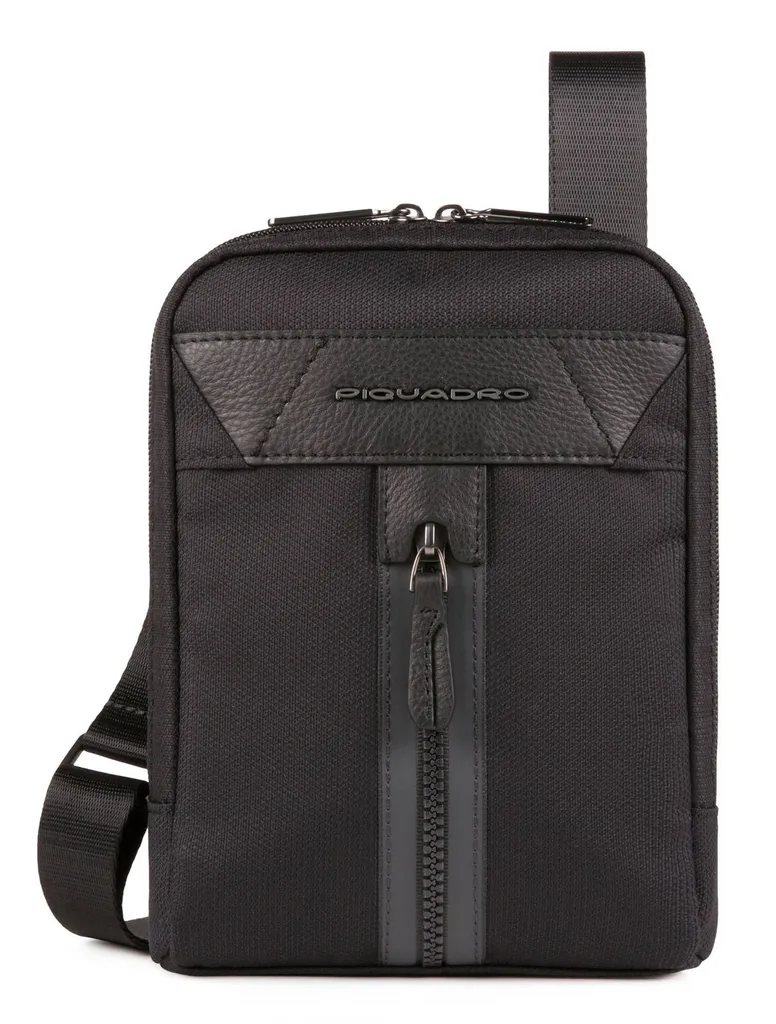 Sacoche Piquadro Pocket en Tissu Recyclé et Durable : Ultra Légère
