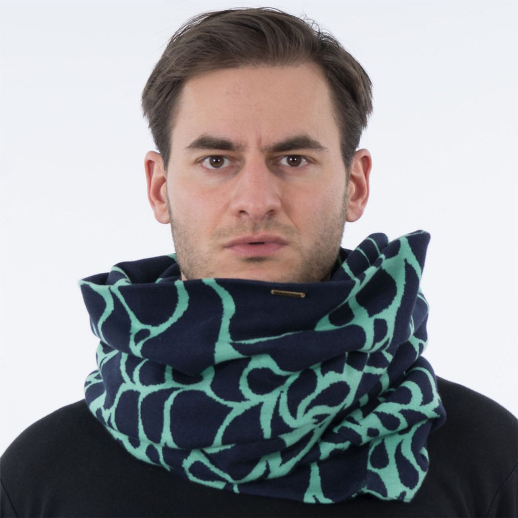 LoopSchal aus Interlock Jacquard gemustert und Samt