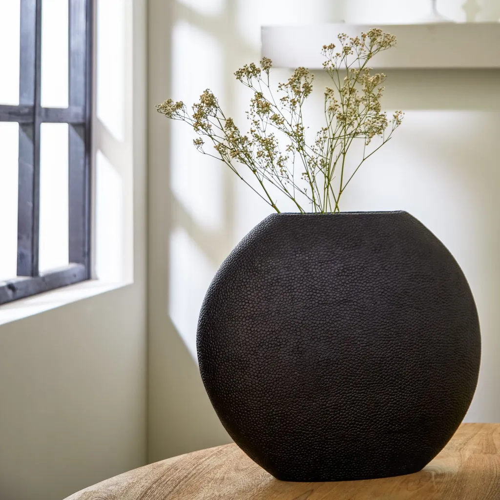 Vase décoratif Rayskin noir mat 50 cm : l'élégance sans les reflets - 3