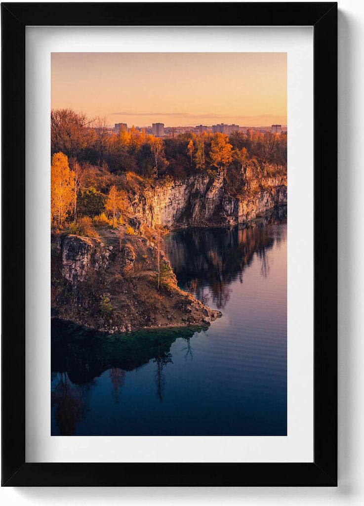 Krakau, Zakrzówek-See im Herbst– Wandbild mit Rahmen – Gerahmtes Bild – Wanddekoration – 20x30 cm – Schwarz