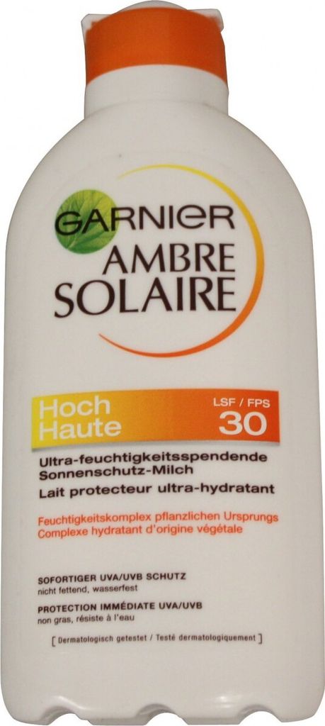 Garnier Ambre Solaire Sun Protection Milk SPF 30 Moisturising Sun Cream with Shea Butter 200ml