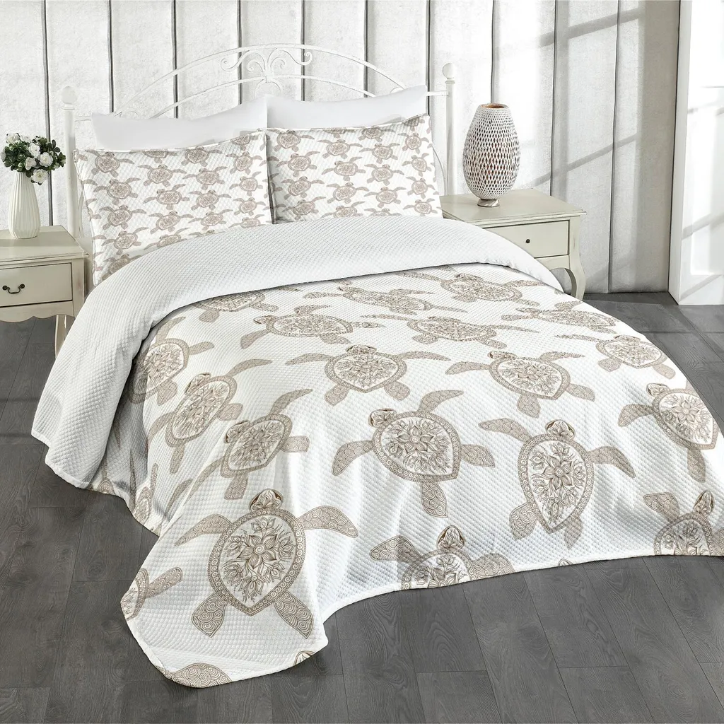 Set copriletto ABAKUHAUS Tartaruga, silhouette di animali decorate con motivi floreali su sfondo neutro, 220 x 220 cm, palissandro scuro e bianco