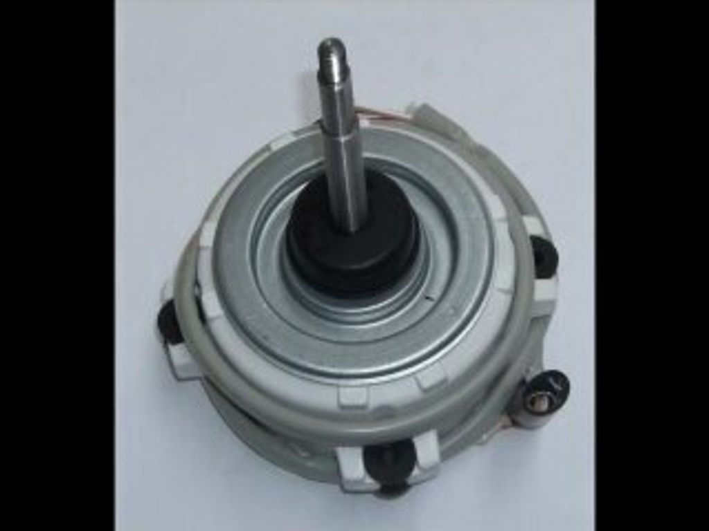 Daikin 5017651 DC Lüftermotor KFD-325-70-8A2(A)-869 Produktbild 