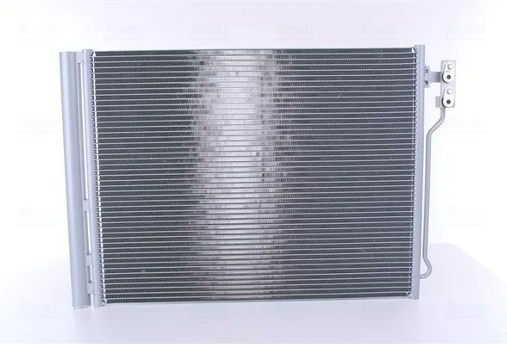 Condenseur de clim Nissens 940370 haute performance OE 64537618770 Alu
