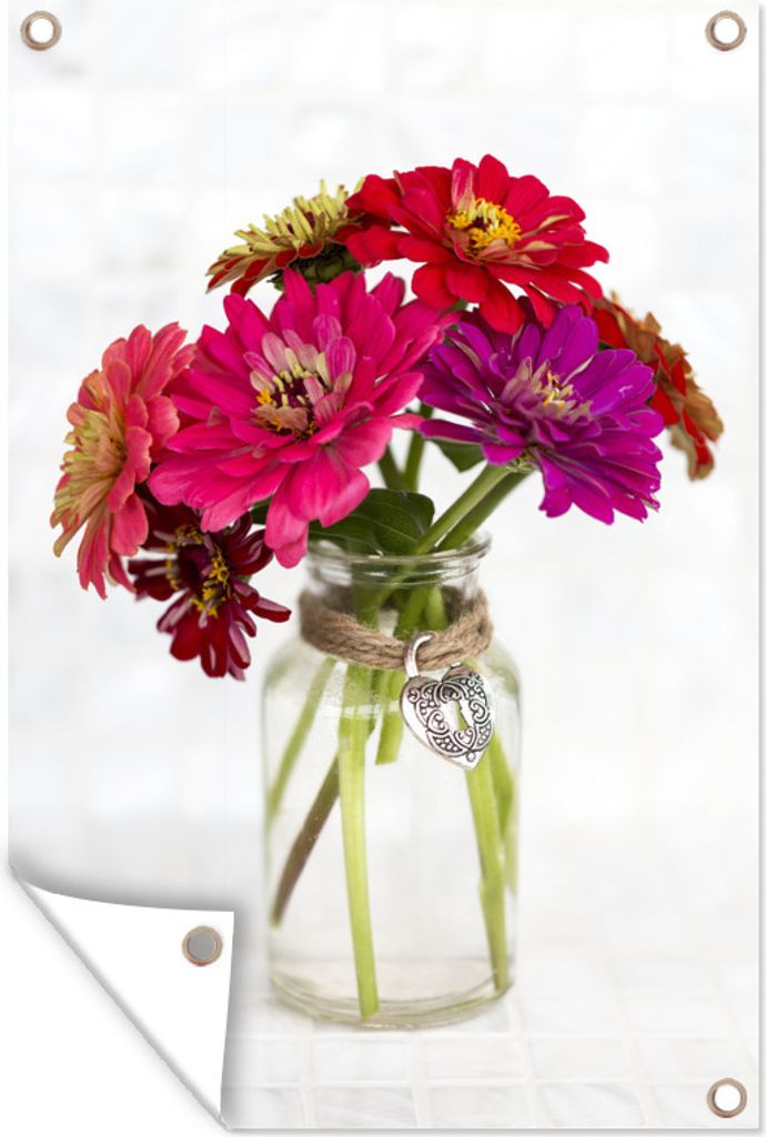 MuchoWow 60x90 cm Outdoor-Poster Gartendeko Sichtschutz Garten Poster für den Garten Vase voll mit bunten Zinnienpflanzen