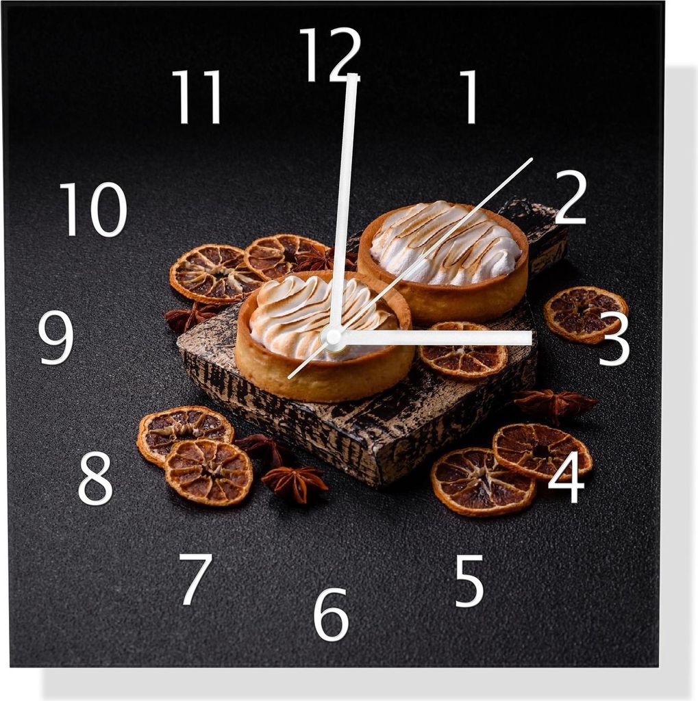 Wallario Design Wanduhr Törtchen auf dunkler Bühne aus Echtglas, Größe 30 x 30 cm