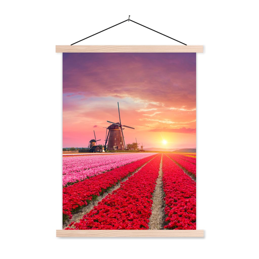 MuchoWow Textilposter Blumen - Windmühle - Tulpen - Sonnenuntergang - Rosa 40x53 cm mit holzfarbenen Rahmen - Schlafzimmer