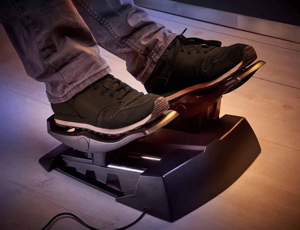 ThrustMaster T-Flight Rudder Pedals : Optimisez votre Pilotage Virtuel - 14