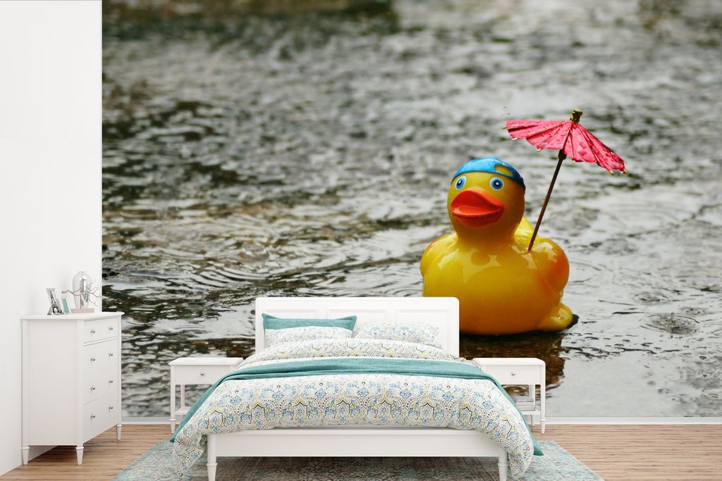 MuchoWow Fototapete für Wohnzimmer oder Schlafzimmer Wandtapete Vinyl Motivtapete Gummi-Ente - Regen - Regenschirm - 330x220 cm - Fototapeten