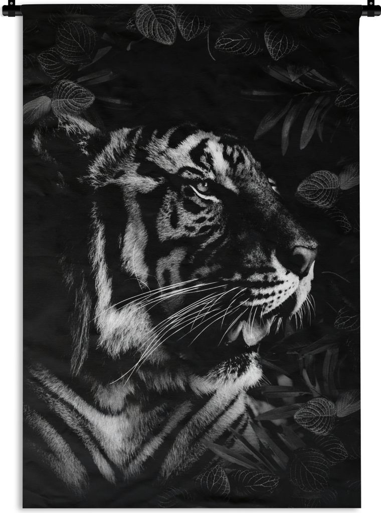 MuchoWow Wandteppich Wandbehang Brüllender Tiger zwischen den Blättern - schwarz und weiß 120x180 cm Tapisserie Dekoration Wandtuch - Schlafzi...