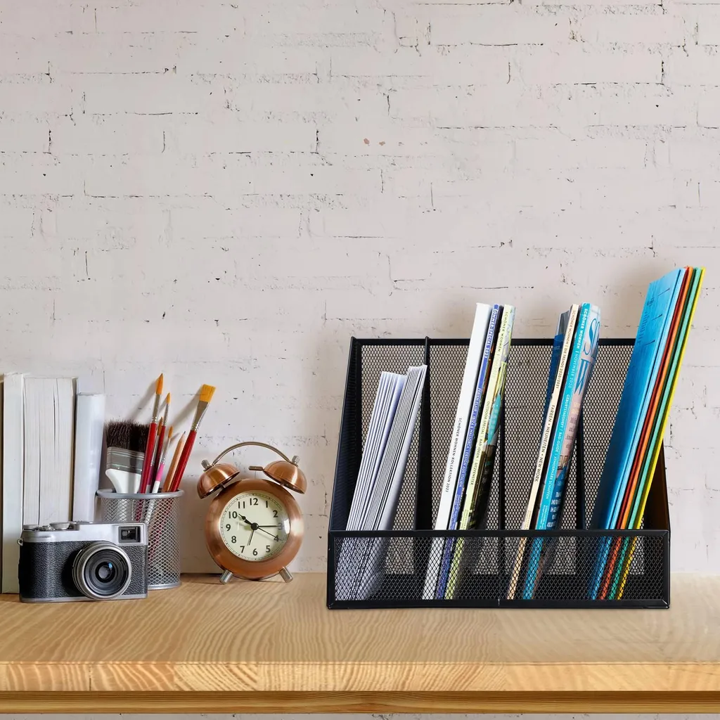Collecteur de magazines robuste 4 compartiments en grille acier - 2