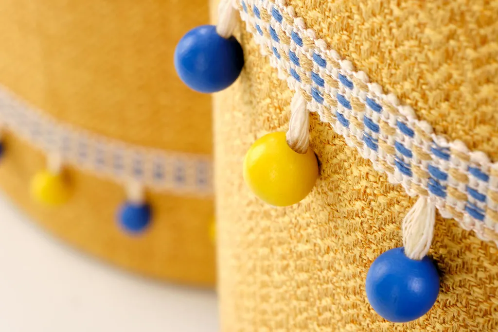 Set 2 Pouf Halmar Grado Gialli con Contenitore: Design Moderno e Pratico - 5
