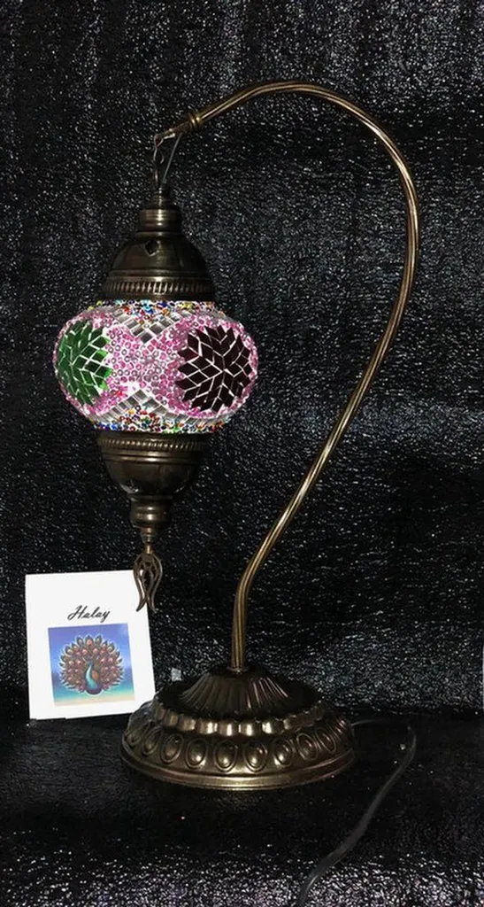 Lampe décorative pour salon ou chambre ambiance zen rose turquoise