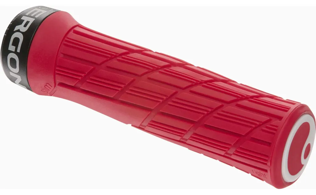 Ergon GE1 Evo Slim Risky Red : Poignées VTT Enduro Performance et Précision