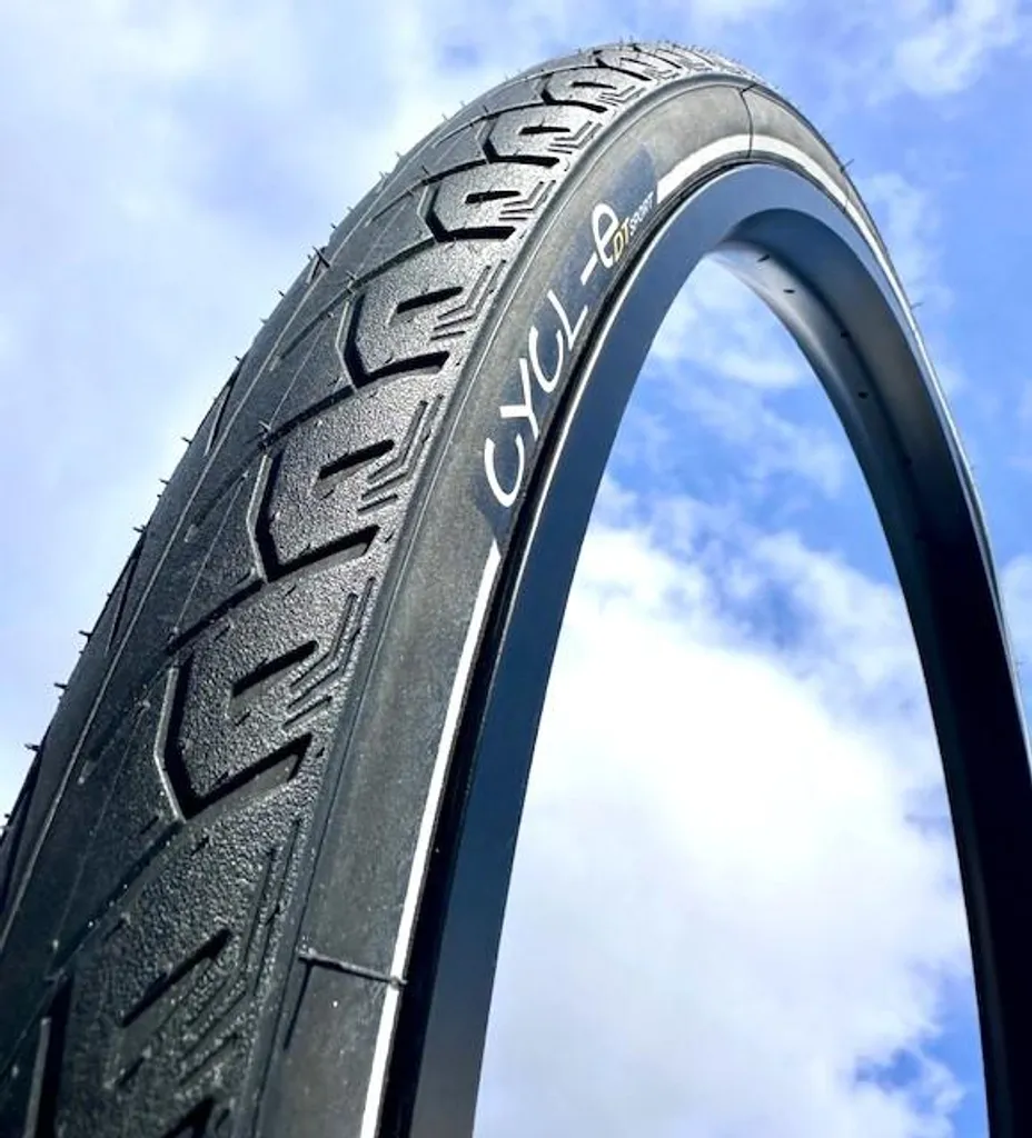 Pneu Pirelli CYCL-E DT Sport Noir 28 Pouces avec Adhérence Maximale