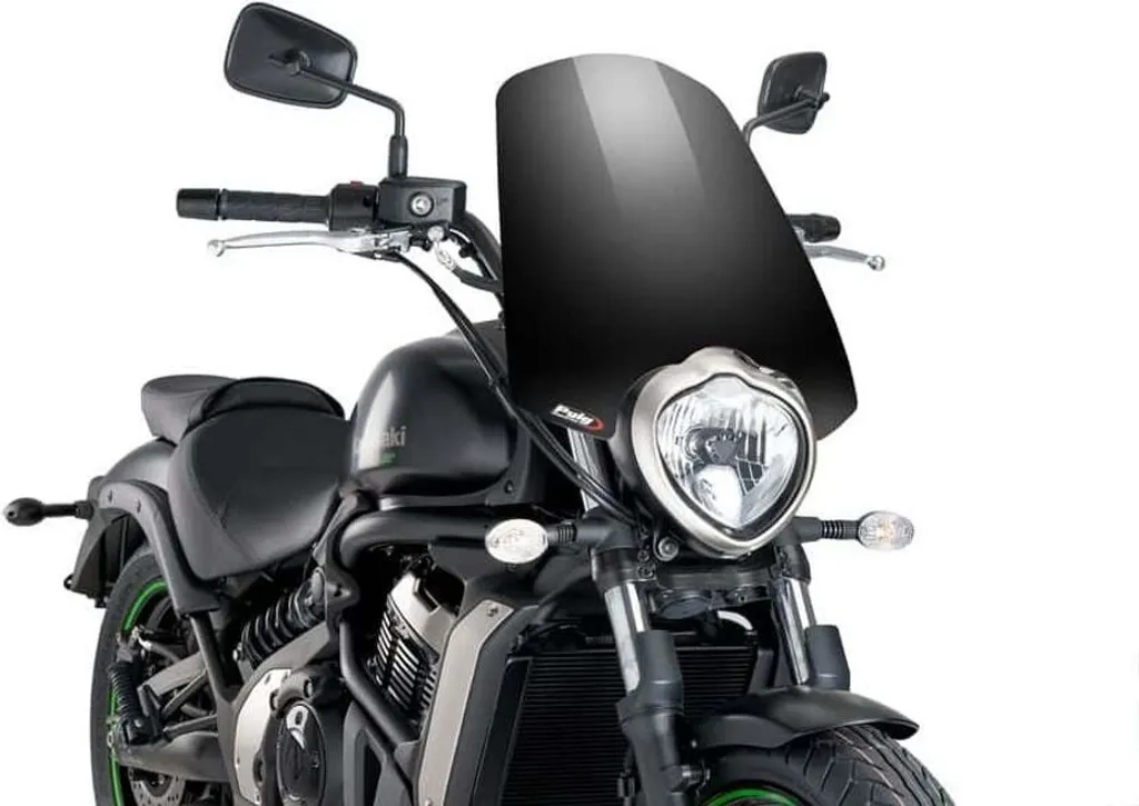 Bulle Puig Touring Noire Kawasaki - Évitez la Fatigue et la Pression d'Air