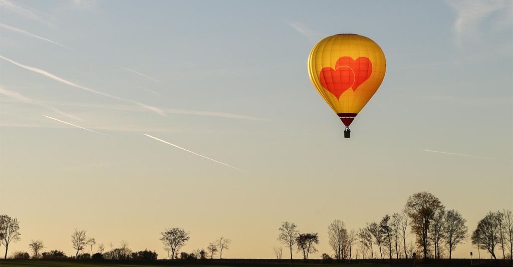 mydays Ballonfahren Raum Ostheim vor der Rhön; Erlebnis verschenken oder selbst erleben; Gutschein für 1 Person(en)